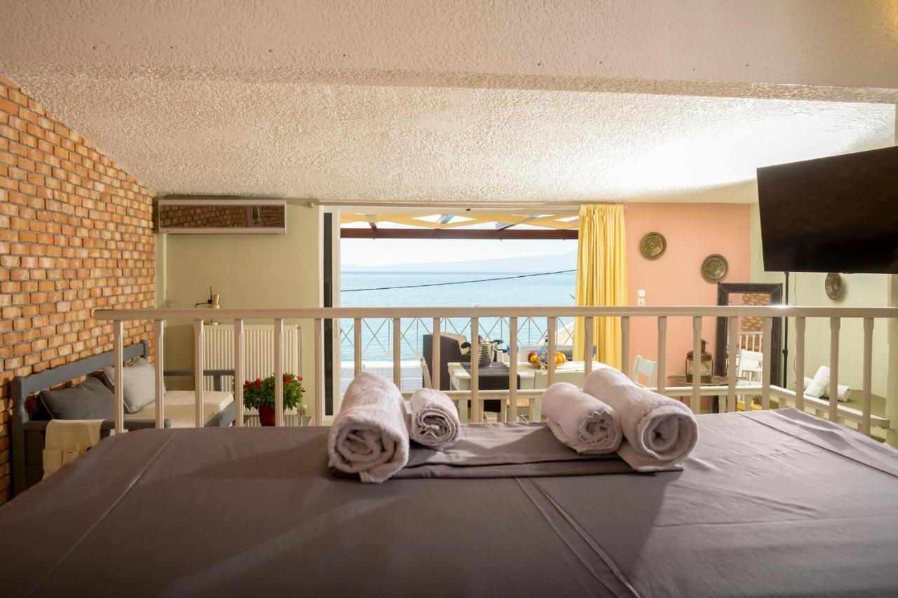Appartement Agali 2 Superior Mezonet Front Of The Sea à Akrogiali Extérieur photo