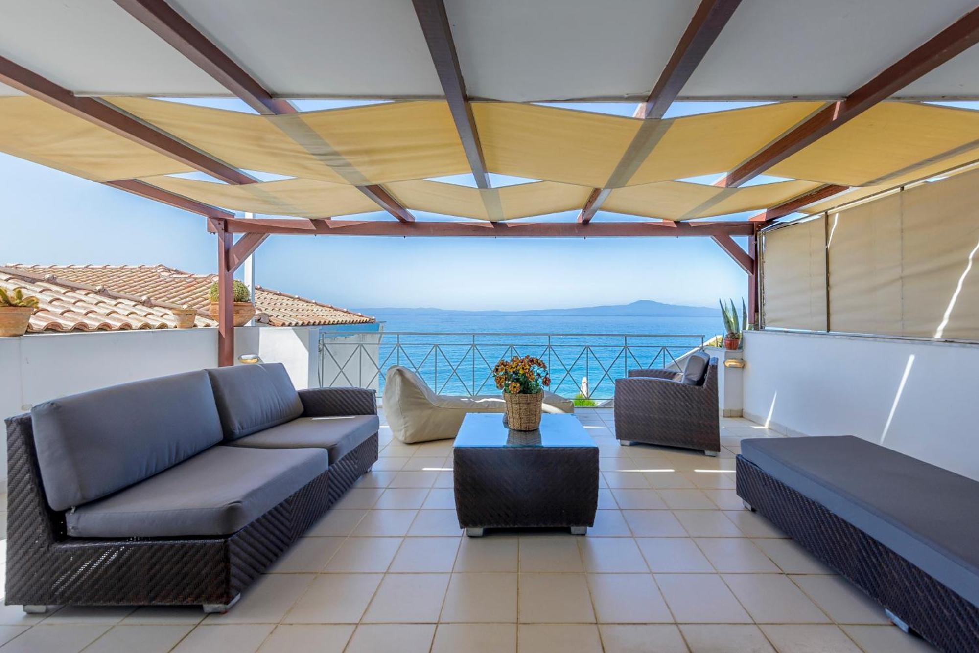 Appartement Agali 2 Superior Mezonet Front Of The Sea à Akrogiali Extérieur photo